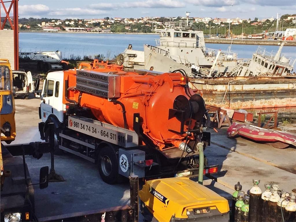 Construcciones y desatascos en Ferrol